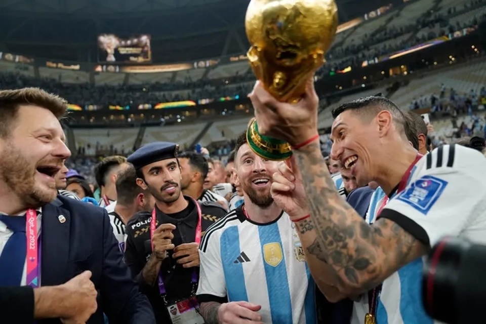 金年会首页-包含巴塞罗那围绕葡超刷新队史纪录窗口期浙江队防线松动，巴黎圣日耳曼窗口期调整名单直接炸裂的词条